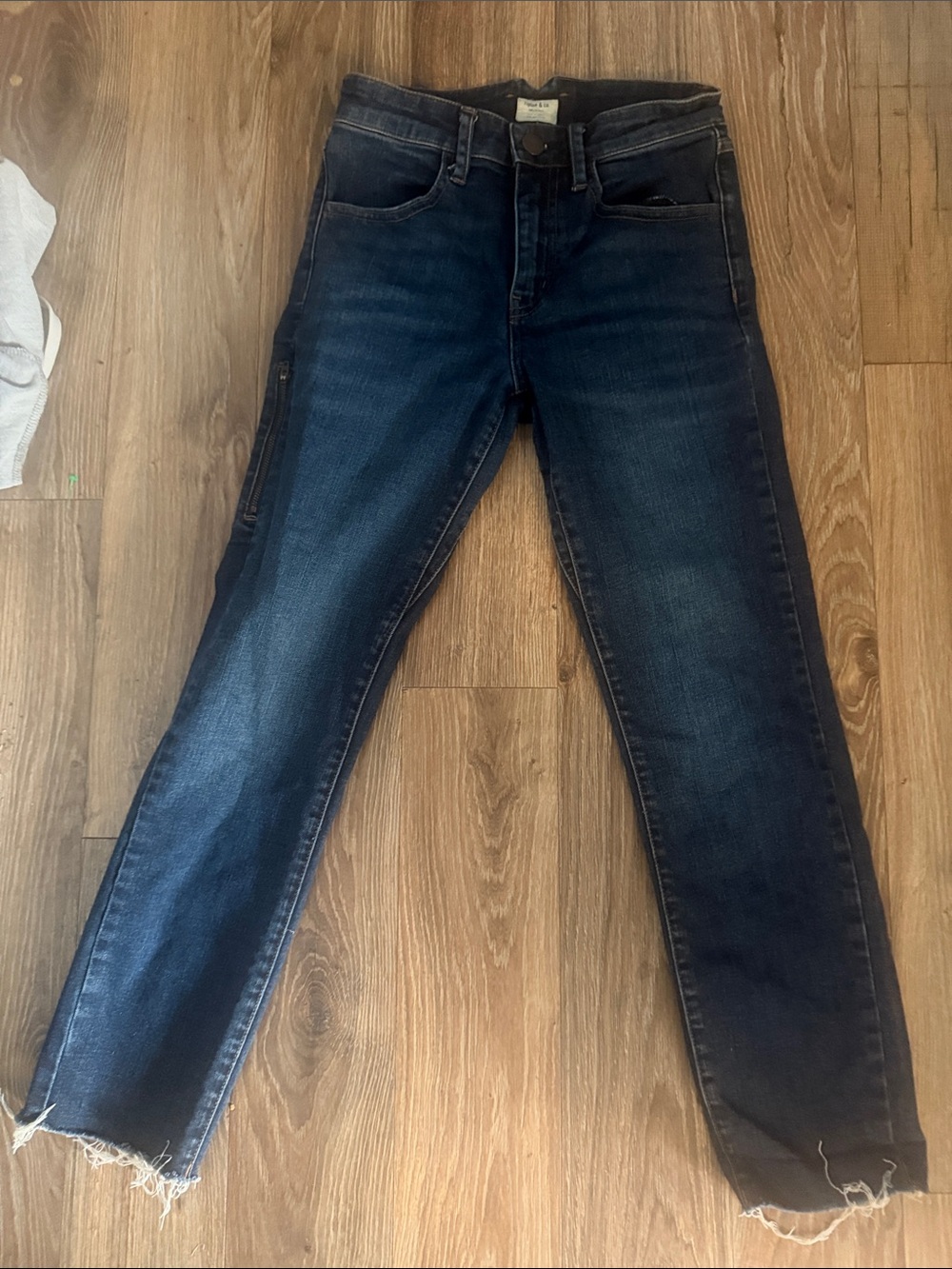 Women's Dark Blue Skinny Jeans with Frayed Hem